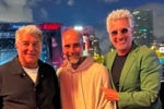 世体:拉波尔塔和瓜迪奥拉现身音乐节,一起观看演出并合影