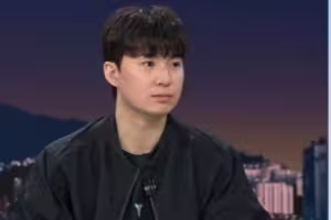 李贤重:不刻意去模仿老詹/库里 只想发挥自身优势 成为冠军拼图